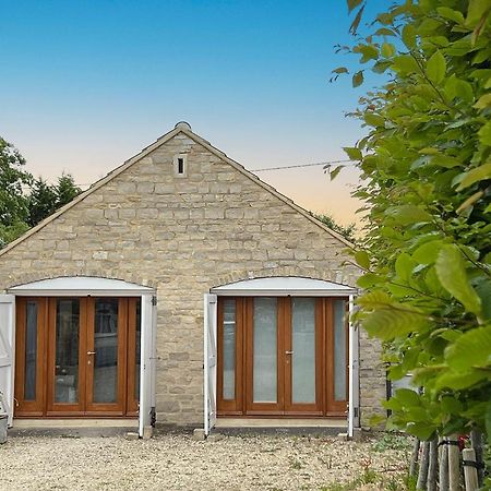 شقة Whitley Old Garage المظهر الخارجي الصورة